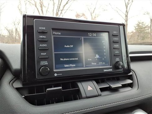 Certified 2022 Toyota RAV4 XLE image 19