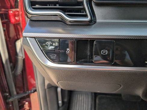 Used 2025 Kia Sportage SX FWD image 14