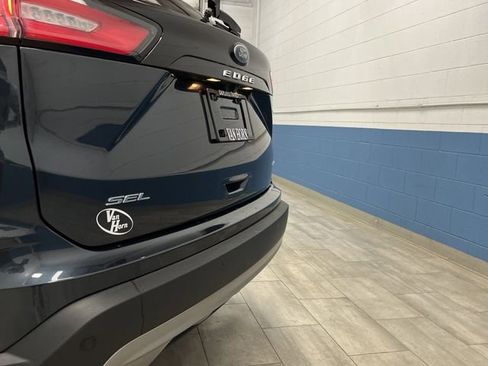 Used 2022 Ford Edge SEL w/ Convenience Package image 37