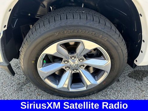 Used 2021 RAM 1500 Limited w/ Bed Utility Group image 8