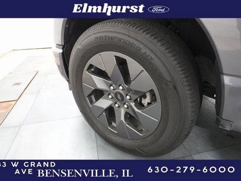 Used 2023 Ford F150 Lightning Lariat image 28