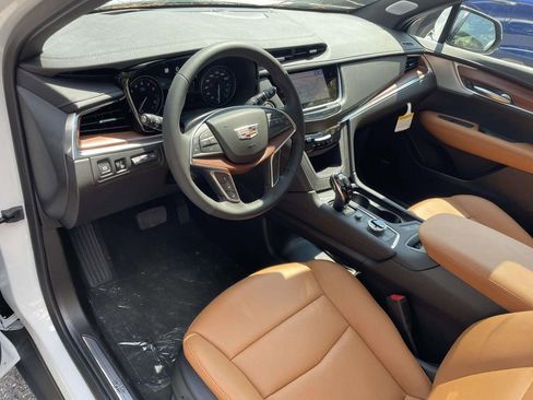 New 2025 Cadillac XT5 Premium Luxury w/ Technology Package image 18