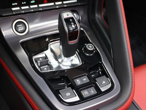 Used 2024 Jaguar F-TYPE R image 32