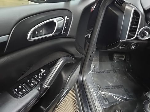 Used 2017 Porsche Cayenne Platinum Edition AWD/4WD image 30
