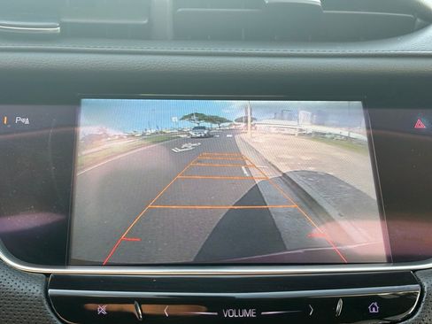 Used 2017 Cadillac XT5 Luxury image 18