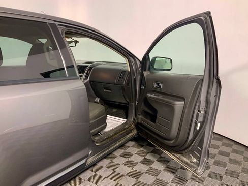 Used 2009 Ford Edge SEL FWD image 29