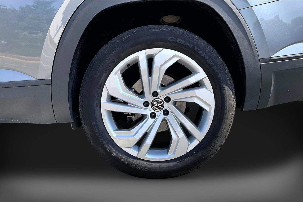 Used 2023 Volkswagen Atlas SE AWD/4WD image 34