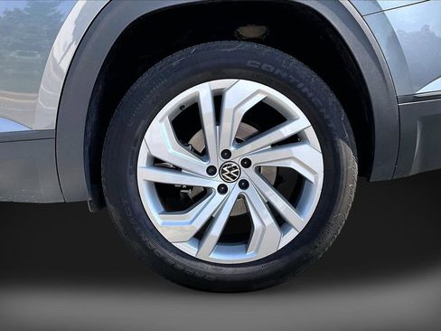 Used 2023 Volkswagen Atlas SE AWD/4WD image 34