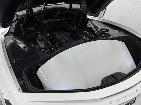 Used 2024 Chevrolet Corvette Stingray Premium Cpe w/ Stealth Interior Trim Package image 38