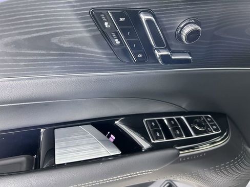 Certified 2025 Cadillac Lyriq Sport RWD image 24