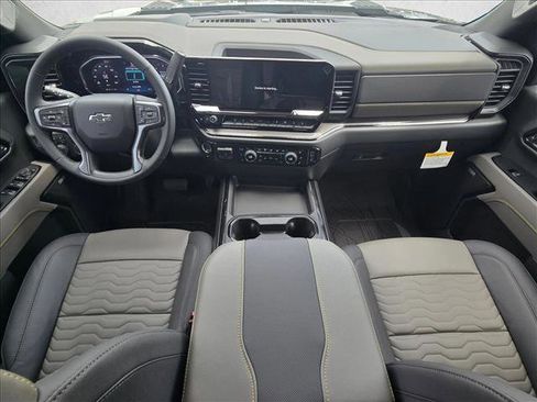 New 2026 Chevrolet Silverado 2500 ZR2 AWD/4WD image 14
