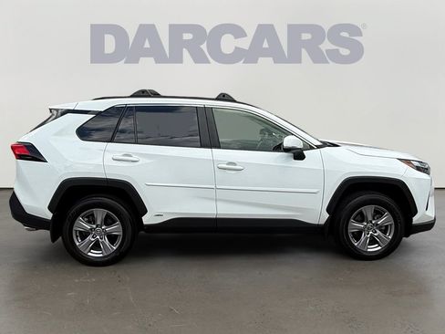 Used 2024 Toyota RAV4 LE AWD/4WD image 8