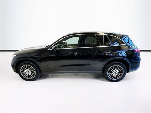 Certified 2024 Mercedes-Benz GLC 300 4MATIC image 8