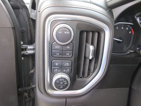 Certified 2020 GMC Sierra 1500 AT4 w/ AT4 Premium Package image 28