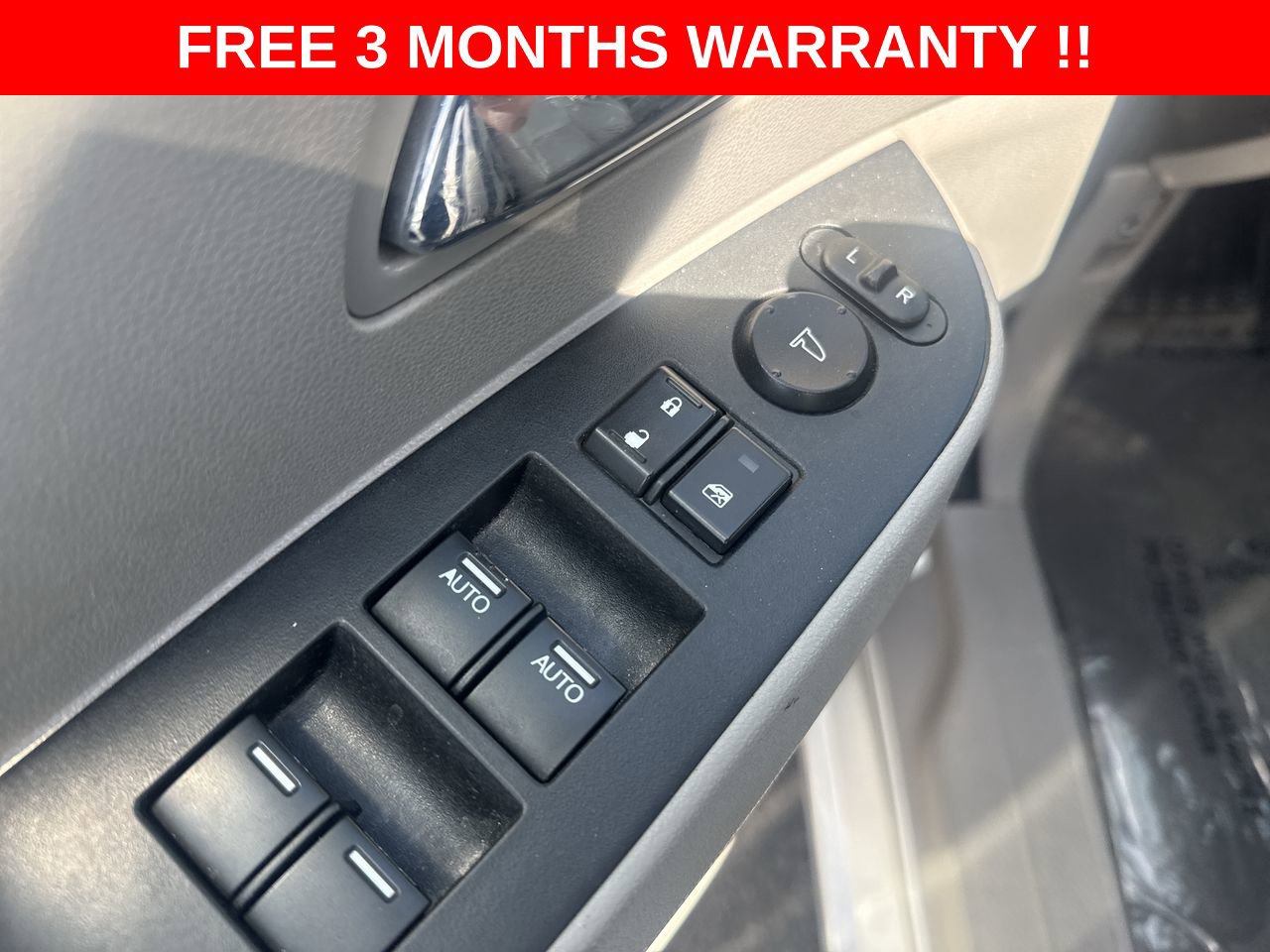 Used 2014 Honda Odyssey Touring image 11