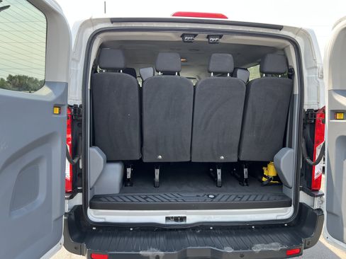 Used 2018 Ford Transit 350 XLT RWD image 19