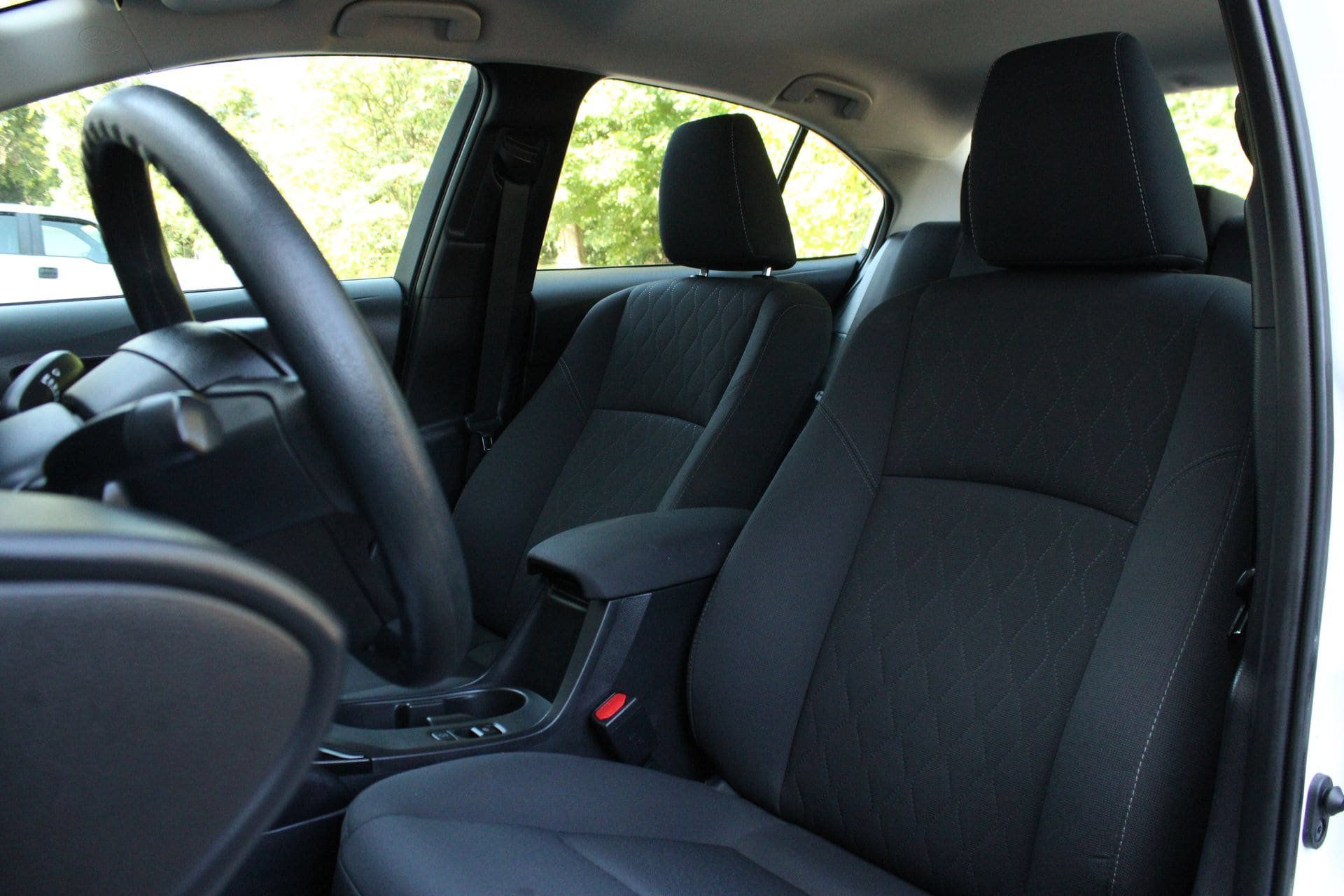 Used 2025 Toyota Corolla LE FWD image 13