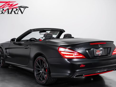 Used 2016 Mercedes-Benz SL 550 image 3