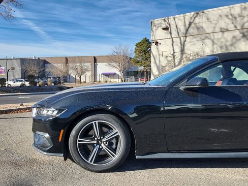 Used 2024 Ford Mustang Premium image 10