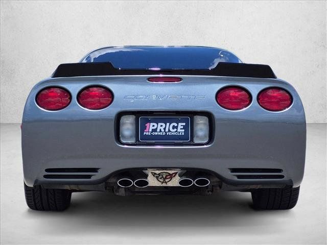 Used 2003 Chevrolet Corvette Coupe w/ Preferred Equipment Group RWD image 7