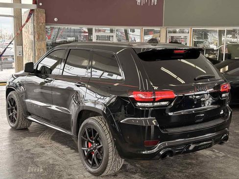 Used 2020 Jeep Grand Cherokee SRT image 11