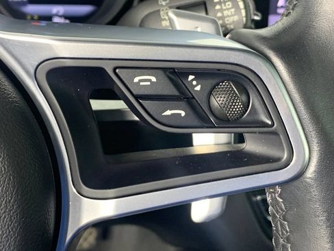 Used 2020 Porsche Macan AWD/4WD image 19