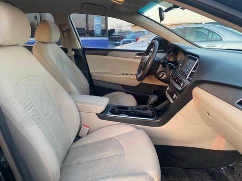 Used 2018 Hyundai Sonata SE FWD image 19