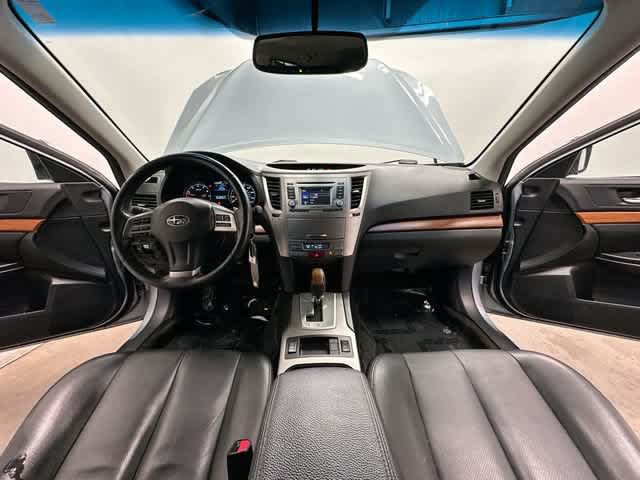 Used 2013 Subaru Outback 2.5i Limited AWD/4WD image 18
