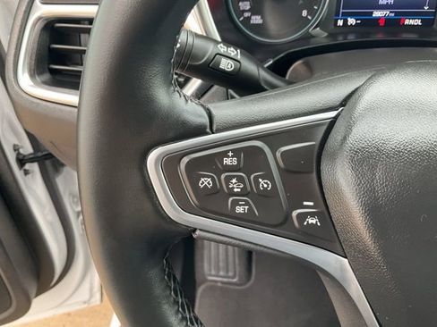 Used 2023 Chevrolet Equinox LT image 11