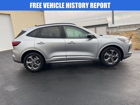 Used 2023 Ford Escape ST-Line w/ Tech Pack #1 image 3