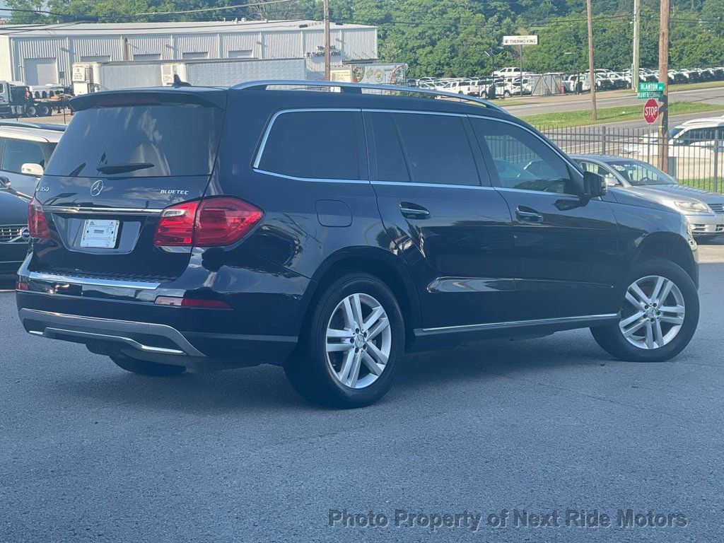 Used 2014 Mercedes-Benz GL 350 BlueTEC 4MATIC image 2