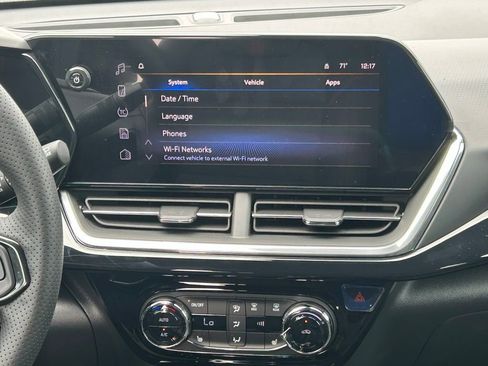 New 2026 Chevrolet Trax RS w/ Driver Confidence Package image 19