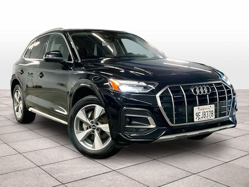 Used 2023 Audi Q5 2.0T Premium w/ Convenience Package image 2