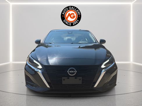 Used 2023 Nissan Altima 2.5 S FWD image 2