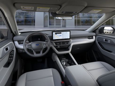 New 2025 Ford Explorer Active w/ Active Comfort Package image 32
