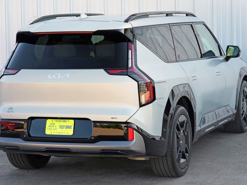 Used 2024 Kia EV9 GT-Line image 56