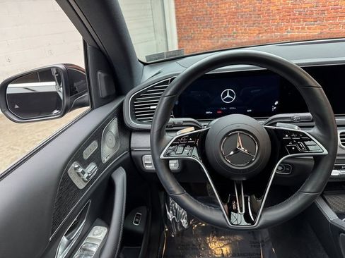 Certified 2025 Mercedes-Benz GLS 450 4MATIC image 13