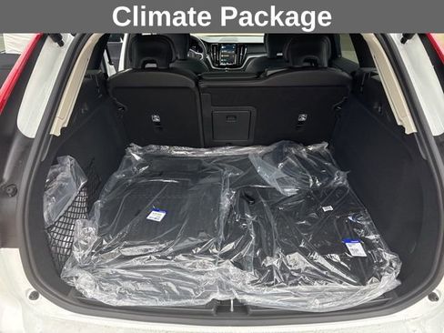 Used 2025 Volvo XC60 T8 Core w/ Climate Package image 14