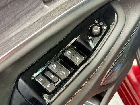 Used 2022 Jeep Grand Cherokee Overland AWD/4WD image 20