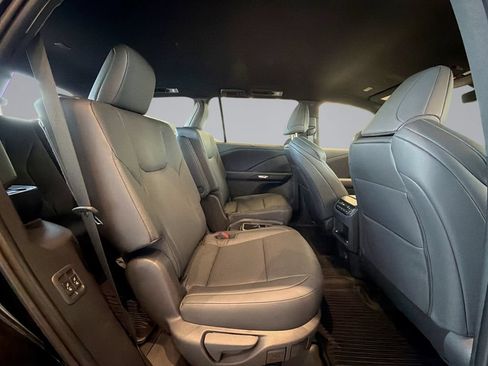New 2026 Lexus TX 500h AWD image 9