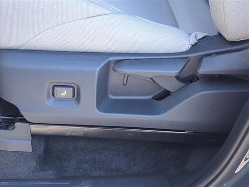 New 2025 Toyota Tacoma SR5 image 12