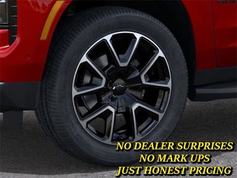 New 2026 Chevrolet Suburban RST image 9