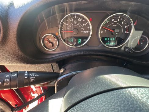 Used 2016 Jeep Wrangler Sport w/ Quick Order Package 24S AWD/4WD image 14