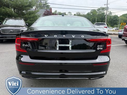 Certified 2024 Volvo S60 B5 Plus w/ Climate Package AWD/4WD image 7