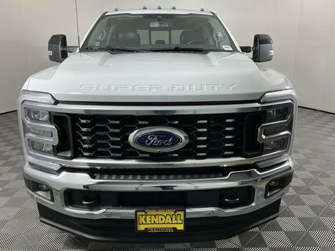 Used 2025 Ford F350 Lariat w/ Lariat Ultimate Package AWD/4WD image 2