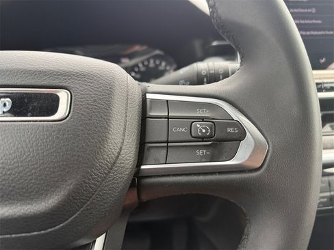 Certified 2024 Jeep Compass Latitude image 23