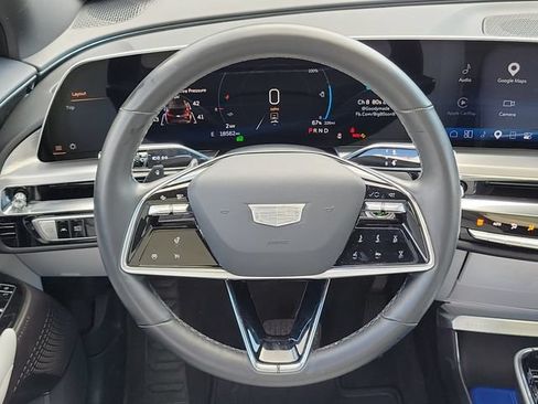 Certified 2024 Cadillac Lyriq Luxury AWD/4WD image 10