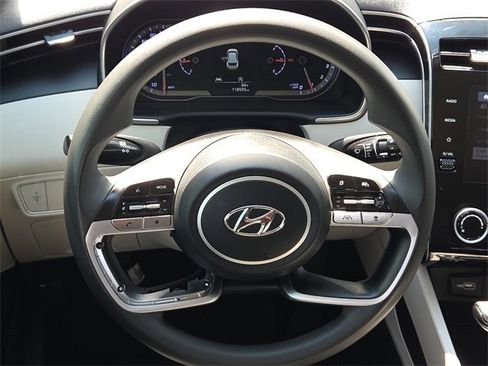 Used 2022 Hyundai Tucson SEL image 13