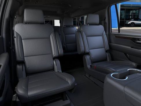 New 2026 Chevrolet Suburban Z71 w/ Comfort Package AWD/4WD image 51