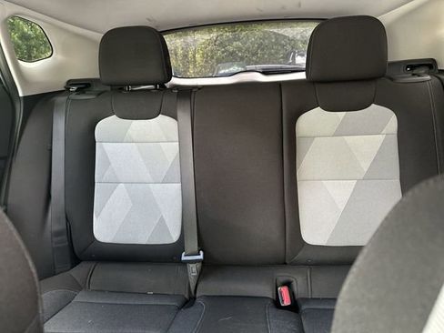 Used 2024 Chevrolet Trax LS w/ LS Convenience Package FWD image 27